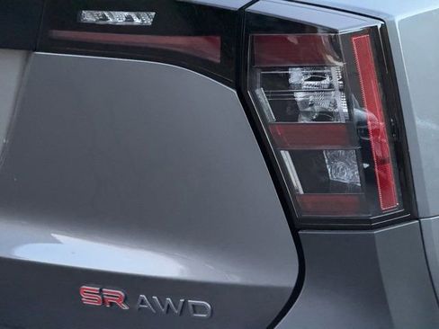 Used 2025 Nissan Kicks SR image 20