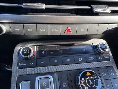 Used 2024 Hyundai Palisade SEL image 15