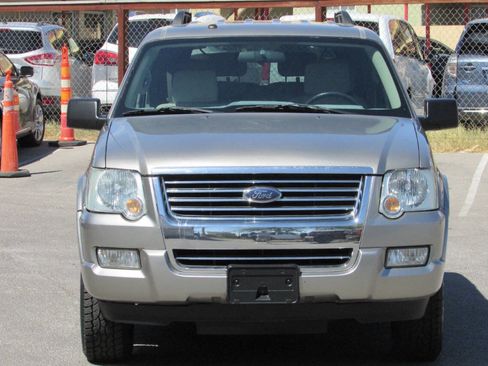 Used 2008 Ford Explorer XLT image 8