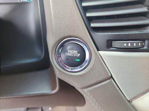 Used 2019 GMC Yukon Denali w/ Denali Ultimate Package image 28