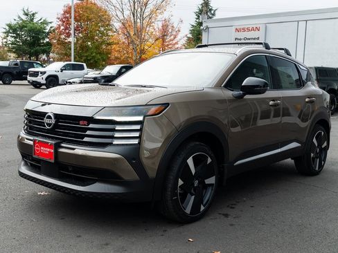 New 2026 Nissan Kicks SR image 3