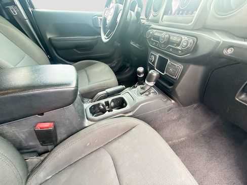 Used 2023 Jeep Wrangler Unlimited Sport AWD/4WD image 33