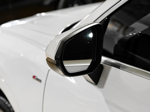 Used 2024 Audi Q3 2.0T Premium Plus w/ Premium Plus Package image 44