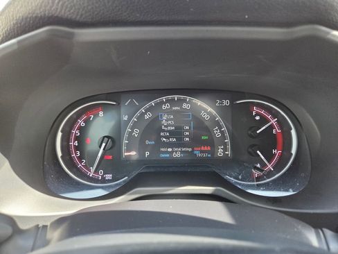 Used 2025 Toyota RAV4 XLE w/ Convenience Package image 30