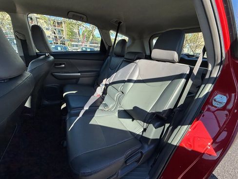 Used 2012 Toyota Prius V Five FWD image 18