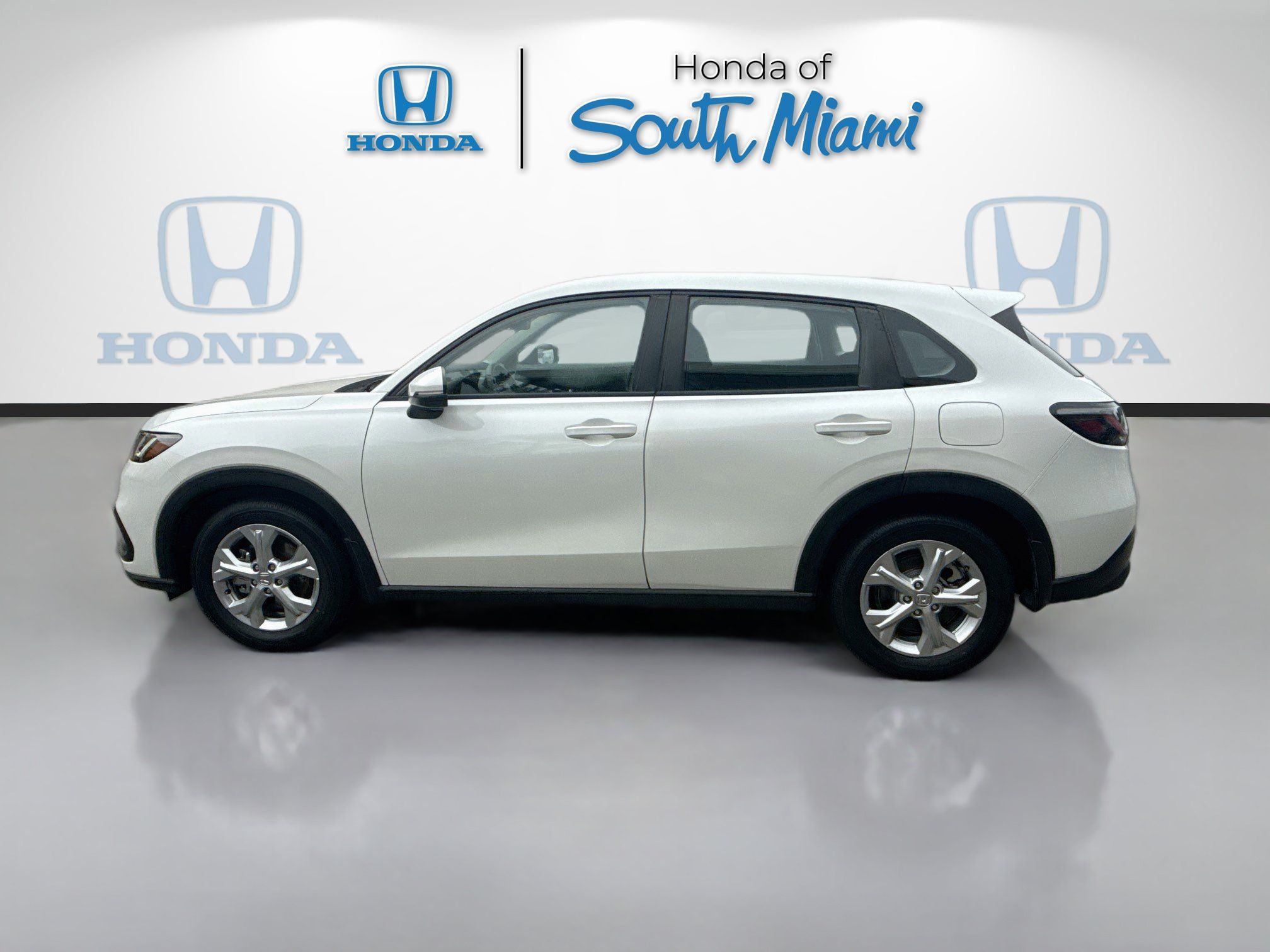 Used 2024 Honda HR-V LX image 4