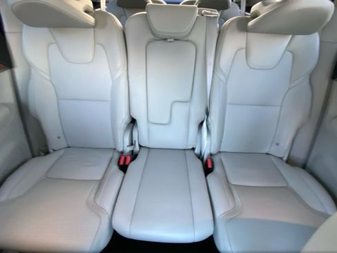 Used 2019 Volvo XC90 T6 Inscription w/ Luxury Package image 19