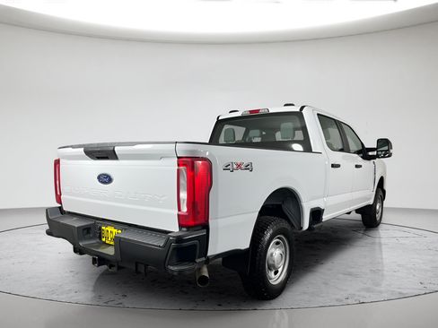 Used 2024 Ford F250 XL AWD/4WD image 3