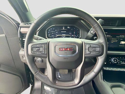 Used 2025 GMC Sierra 2500 AT4 w/ AT4 Premium Plus Package image 39