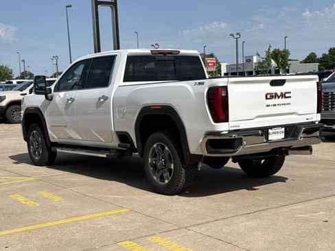 New 2026 GMC Sierra 2500 SLT w/ SLT Premium Package AWD/4WD image 11