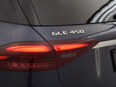 New 2026 Mercedes-Benz GLE 450 4MATIC image 12