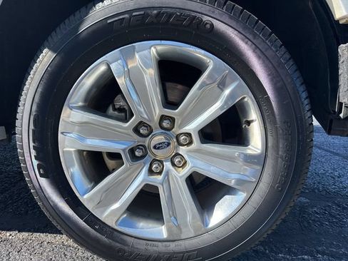 Used 2020 Ford F150 Platinum w/ Equipment Group 701A Luxury AWD/4WD image 6