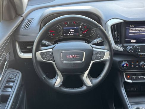 Used 2024 GMC Terrain SLT AWD/4WD image 26