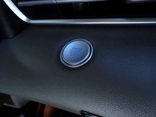 Used 2025 Hyundai Elantra Sport FWD image 19