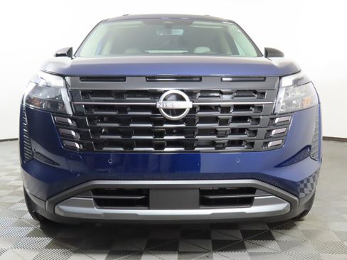 New 2026 Nissan Pathfinder SL image 17