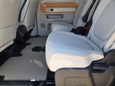 New 2025 Volkswagen ID. Buzz 1st Edition image 23