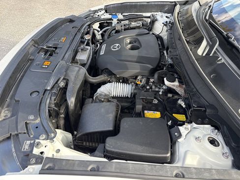 Used 2022 MAZDA CX-9 Touring Plus image 40