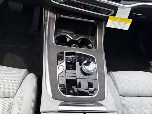 New 2027 BMW X7 xDrive40i w/ Premium Package AWD/4WD image 11