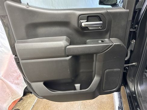 Used 2019 Chevrolet Silverado 1500 LT w/ All-Star Edition image 21