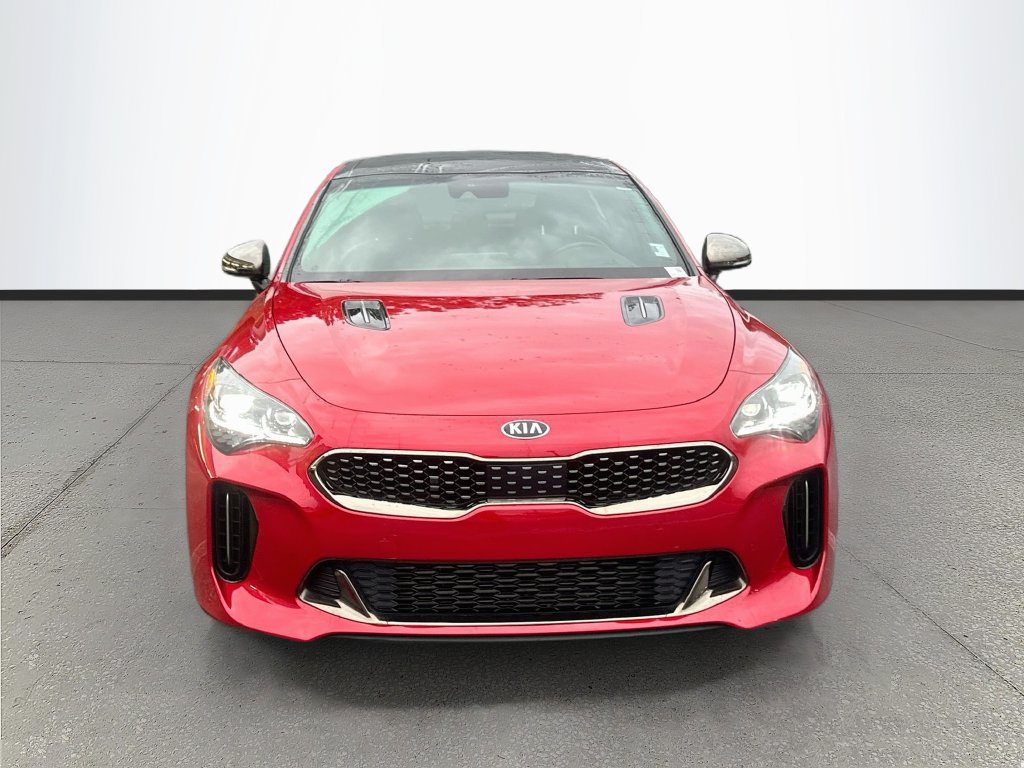 Used 2018 Kia Stinger GT2 RWD image 2