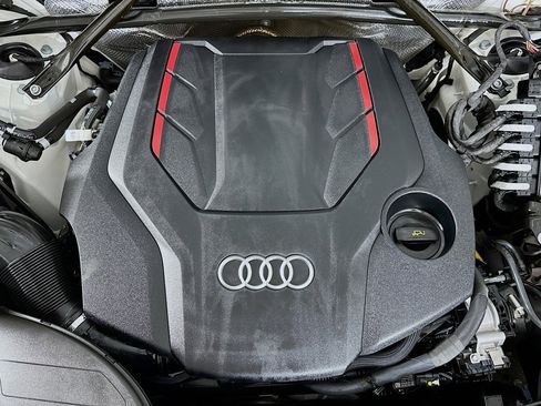 Used 2022 Audi SQ5 Prestige w/ Prestige Package image 13