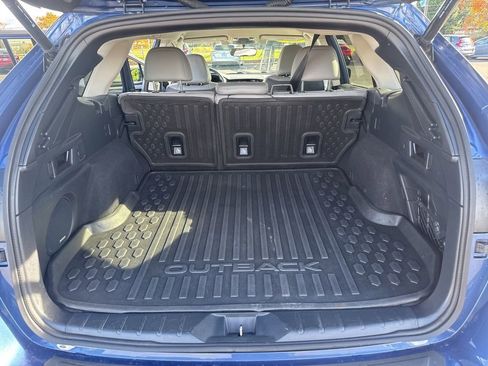 Used 2021 Subaru Outback Limited w/ Popular Package #2 image 12
