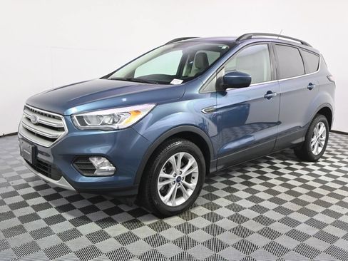 Used 2018 Ford Escape SEL AWD/4WD image 2