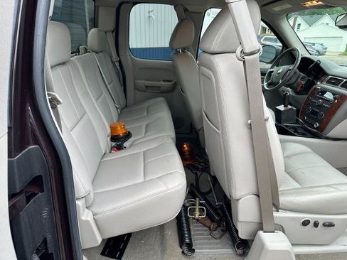 Used 2008 Chevrolet Silverado 2500 LTZ w/ Safety Package AWD/4WD image 21