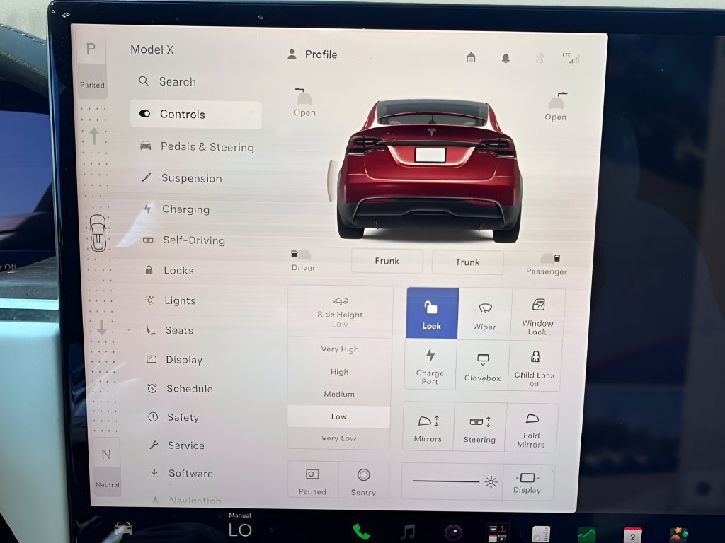 Used 2022 Tesla Model X AWD/4WD image 22
