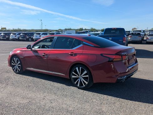 Used 2020 Nissan Altima 2.5 SR image 3