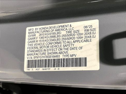 Certified 2025 Honda Pilot Touring image 19