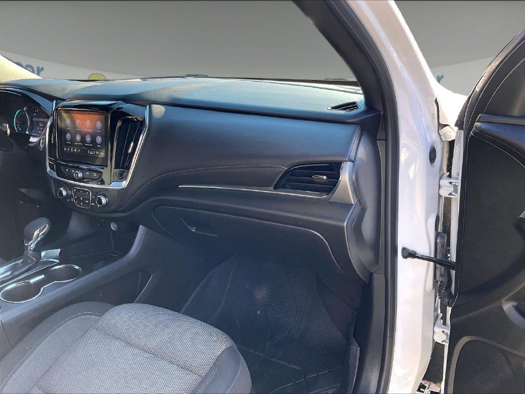 Used 2024 Chevrolet Traverse Limited LT AWD/4WD image 13
