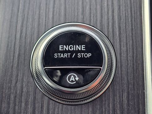 New 2026 Mercedes-Benz GLC 300 4MATIC image 42