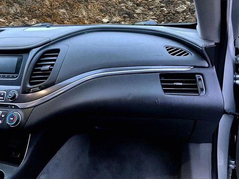 Used 2015 Chevrolet Impala LS image 14