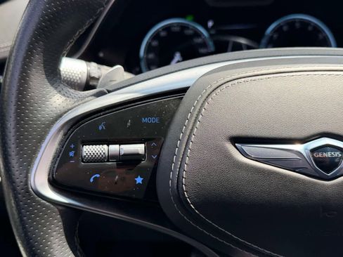 Used 2022 Genesis GV70 3.5T Sport w/ Sport Prestige Package AWD/4WD image 33