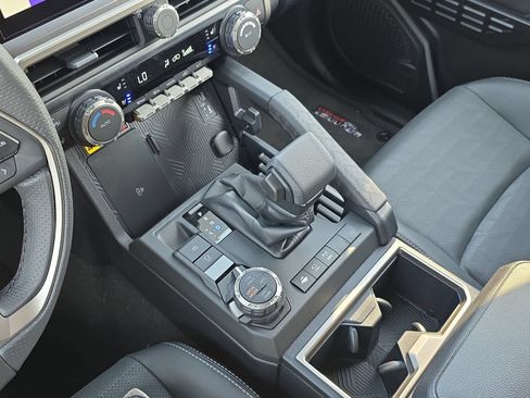 New 2026 Toyota 4Runner TRD Off-Road Premium AWD/4WD image 20