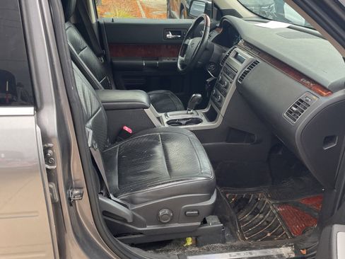 Used 2009 Ford Flex Limited image 16