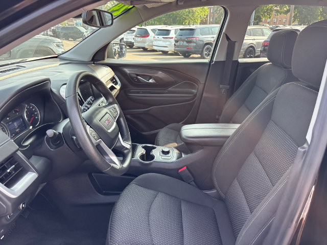 Used 2024 GMC Terrain SLE AWD/4WD image 6