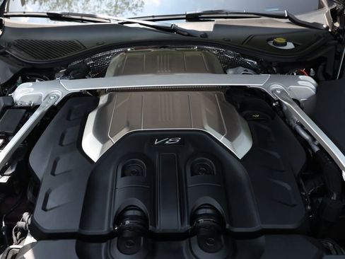 Used 2024 Bentley Continental GT image 40