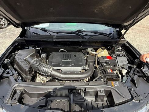 Used 2020 GMC Acadia SLT AWD/4WD image 23