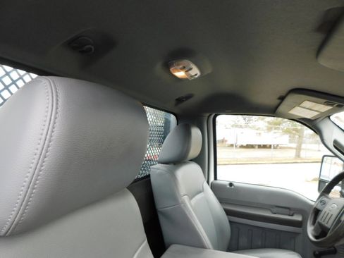 Used 2015 Ford F250 XL image 21