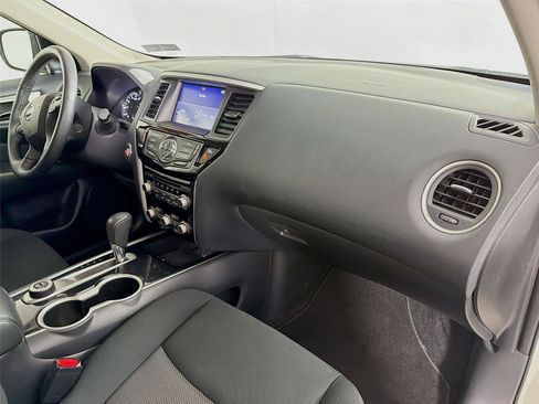 Used 2020 Nissan Pathfinder SV AWD/4WD image 28