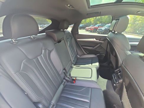 Used 2021 Audi Q5 2.0T Premium Plus w/ Premium Plus Package AWD/4WD image 21