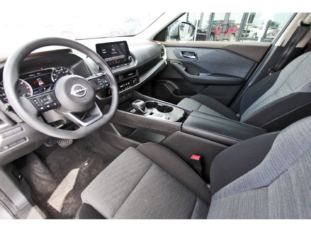 Used 2023 Nissan Rogue SV FWD image 32