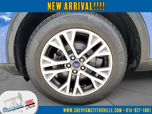 Used 2022 Ford Escape SEL image 9