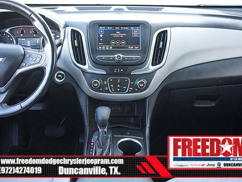 Used 2022 Chevrolet Equinox LT FWD image 19