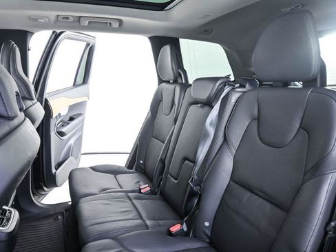 Certified 2024 Volvo XC90 B5 Plus w/ Protection Package Premier AWD/4WD image 22