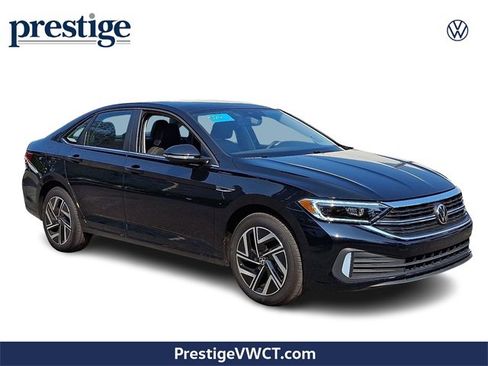 Certified 2024 Volkswagen Jetta SEL image 1