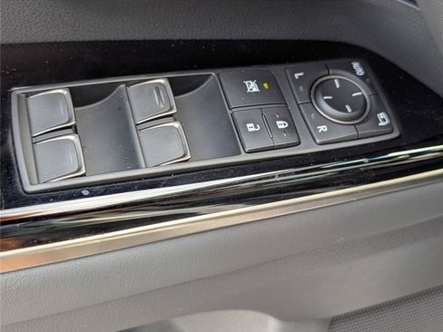 Used 2023 Lexus LX 600 4WD w/ Interior Upgrade Package image 22