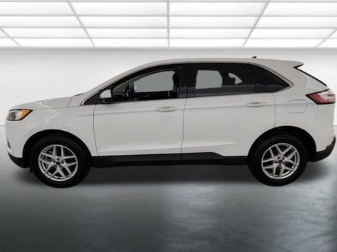Certified 2023 Ford Edge SEL w/ Convenience Package AWD/4WD image 4